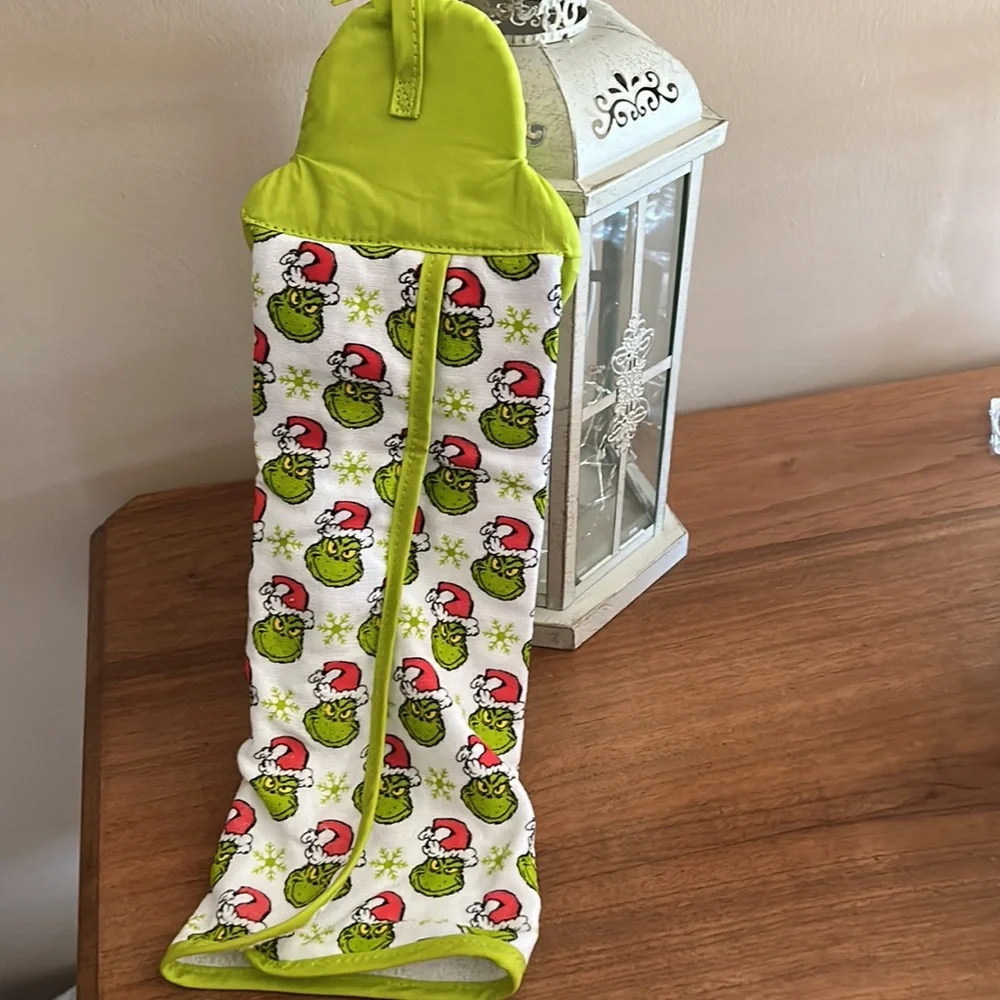 Grinch kitchen towel